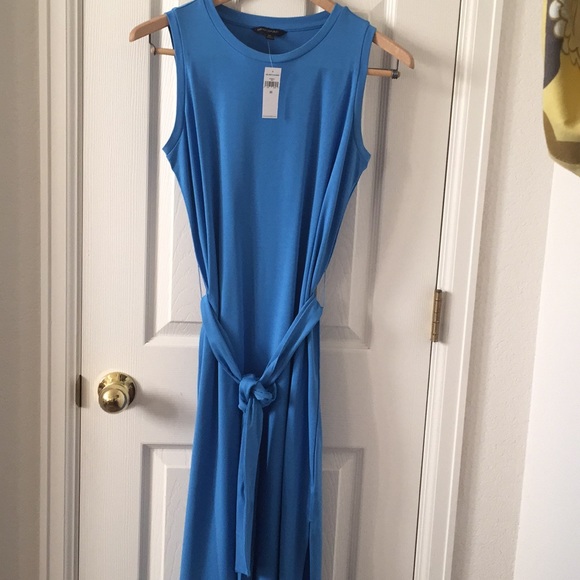 Banana Republic Midi Dress - Picture 2 of 5